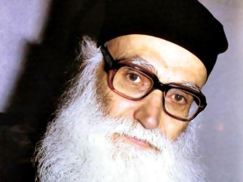 Εκατό δολλάρια τα έβαλε στην τσέπη του. Ιδιορρυθμία!