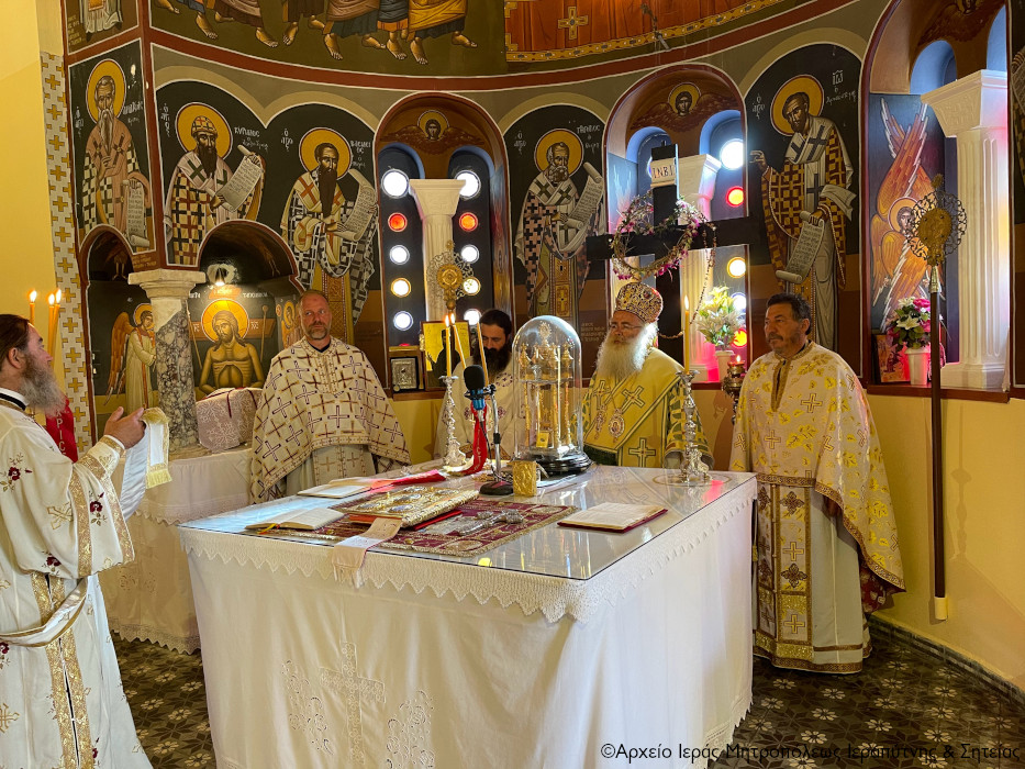 Να παρακαλέσουμε τη Θεομήτορα να μας χαρίζει νάματα ιάσεως