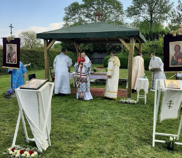 Υπαίθρια Θεία Λειτουργία στο Kortrijk