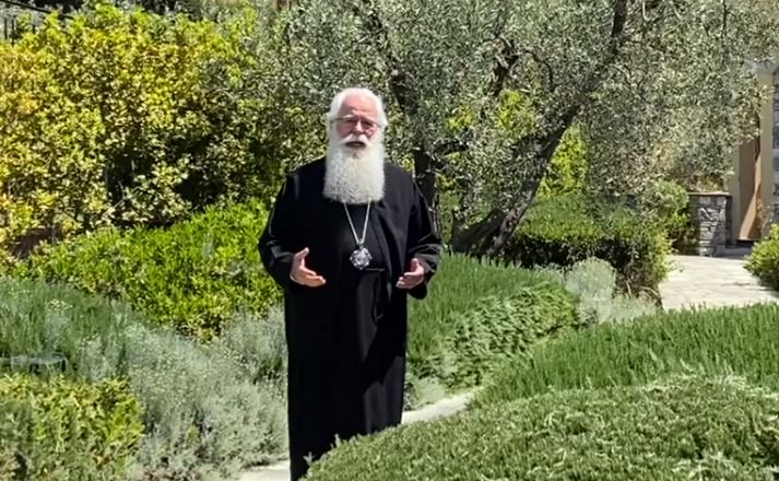 Μητροπολίτης Δημητριάδος: “Η Αγάπη συναντάει την Ανάσταση τελικά”