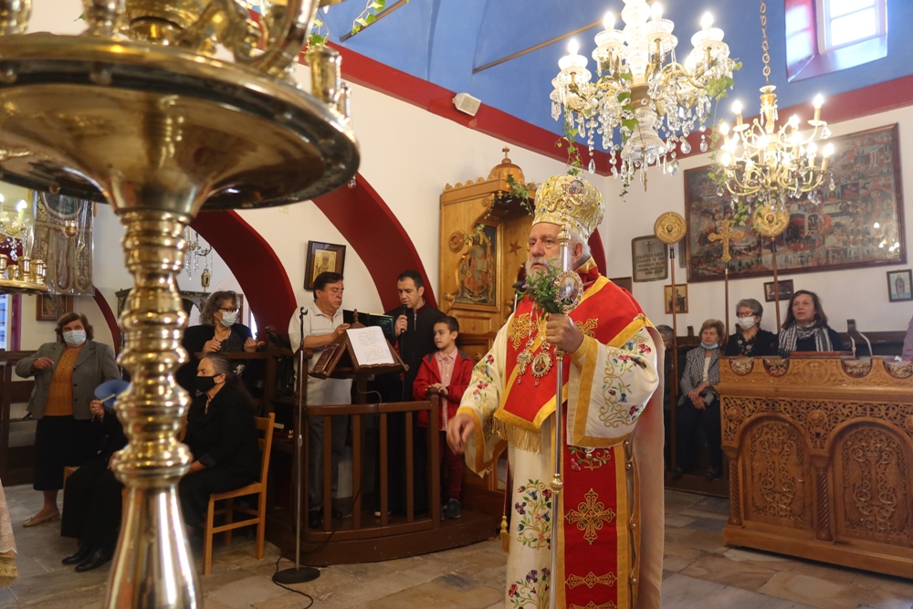 Μητροπολίτης Σύρου: “H Ανάσταση αποτελεί την πεμπτουσία της πίστεως”