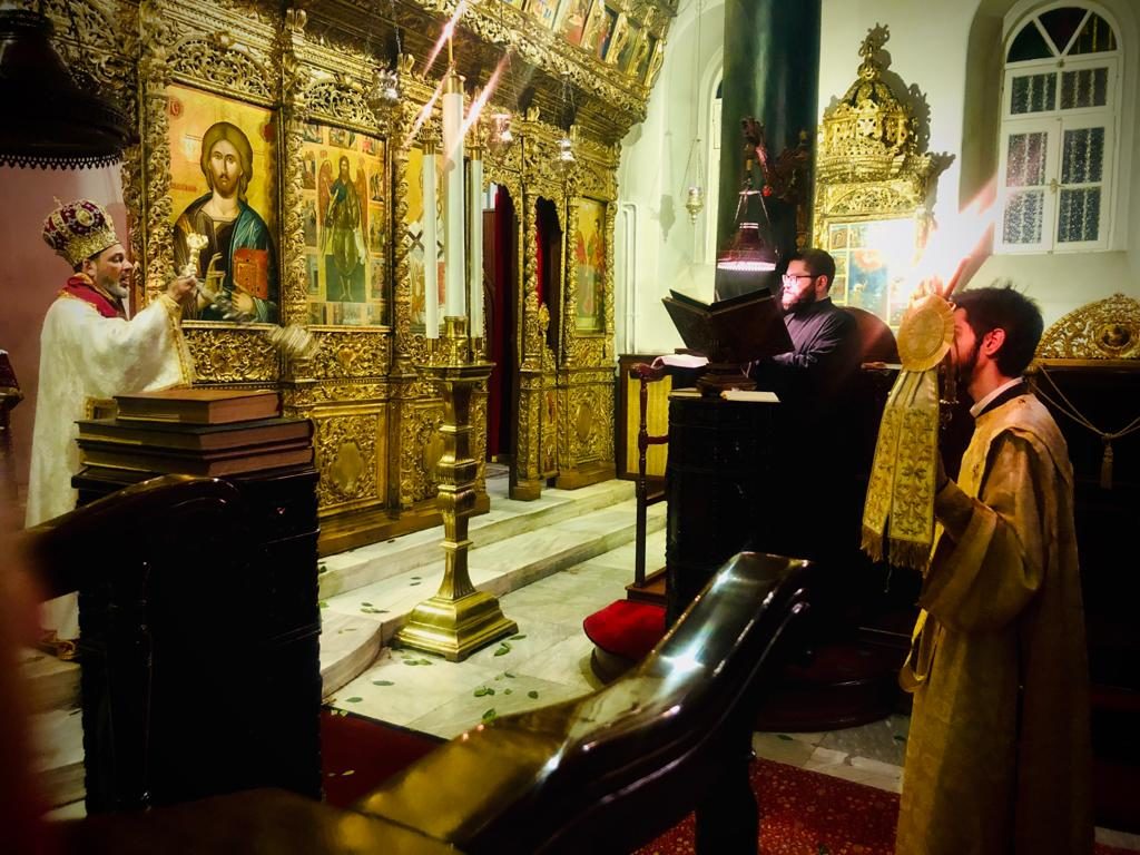 Χωρίς παρουσία πιστών η Ανάσταση στην Θεολογική Σχολή Χάλκης