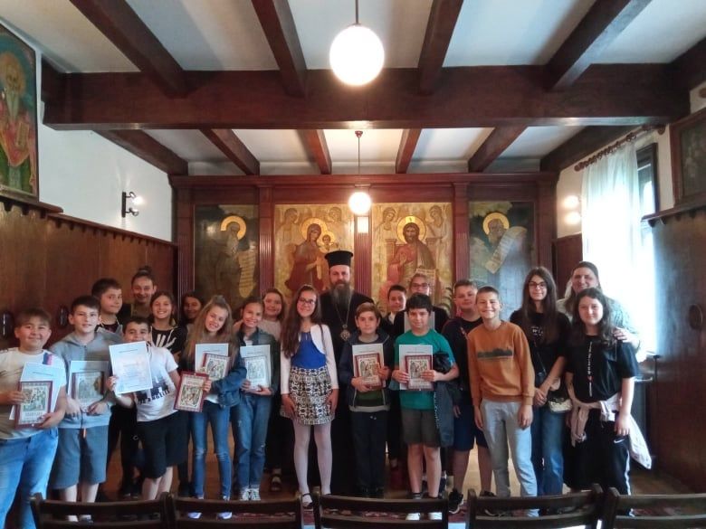 Среща на ученици с Неврокопския митрополит Серафим