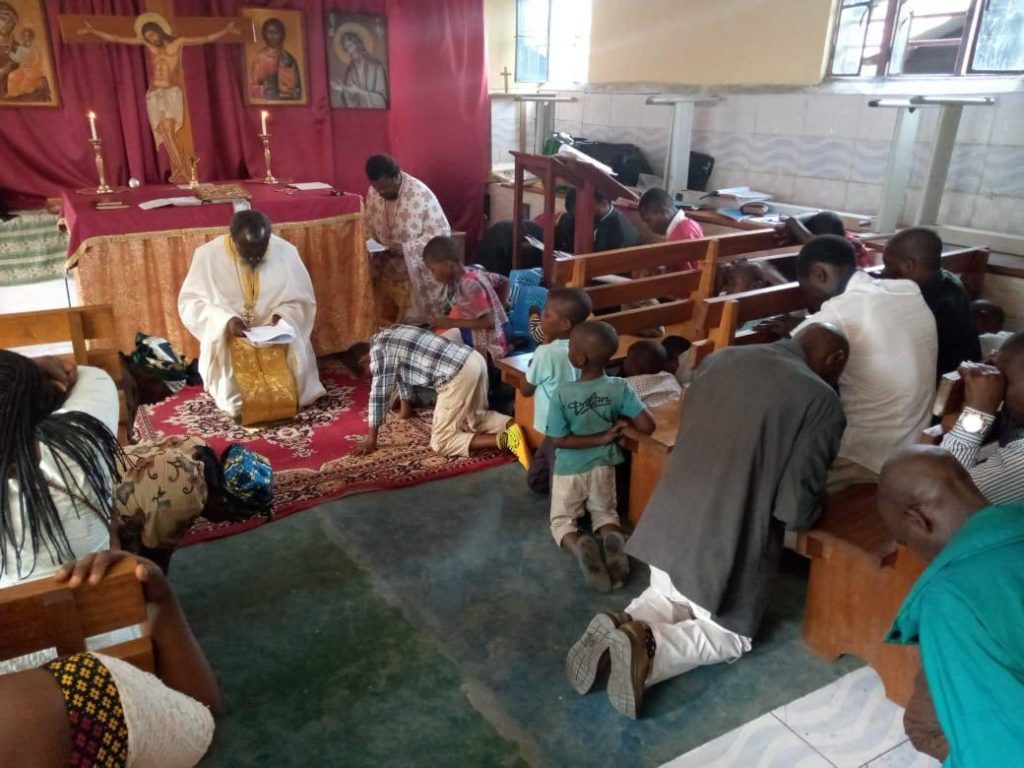 Ο Εσπερινός της Γονυκλισίας στην Επισκοπή Γκόμα