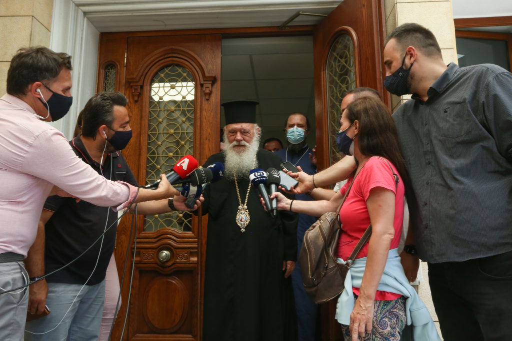 Священный Синод Элладской Церкви выразил свой ужас от произошедшего преступления и молится о здоровье пострадавших