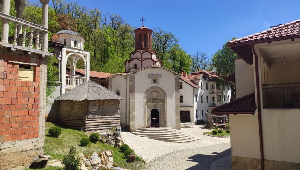 Епархија рашко-призренска: Обнова светиња договорена са УНДП-ом, не са косовским институцијама