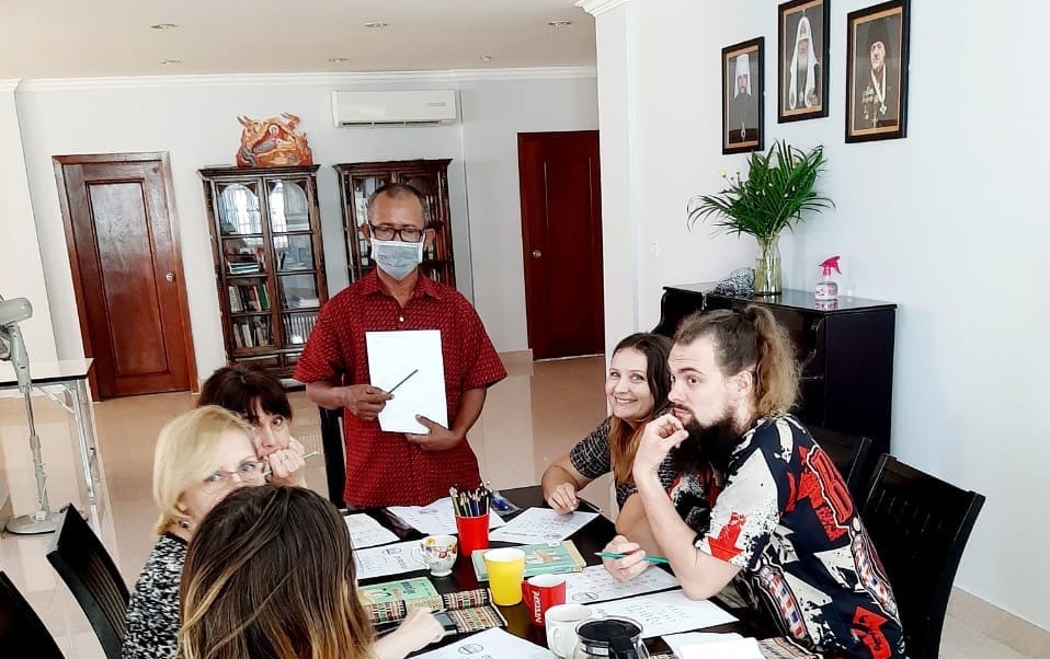 На православном приходе в Камбодже открылись курсы по изучению кхмерского языка