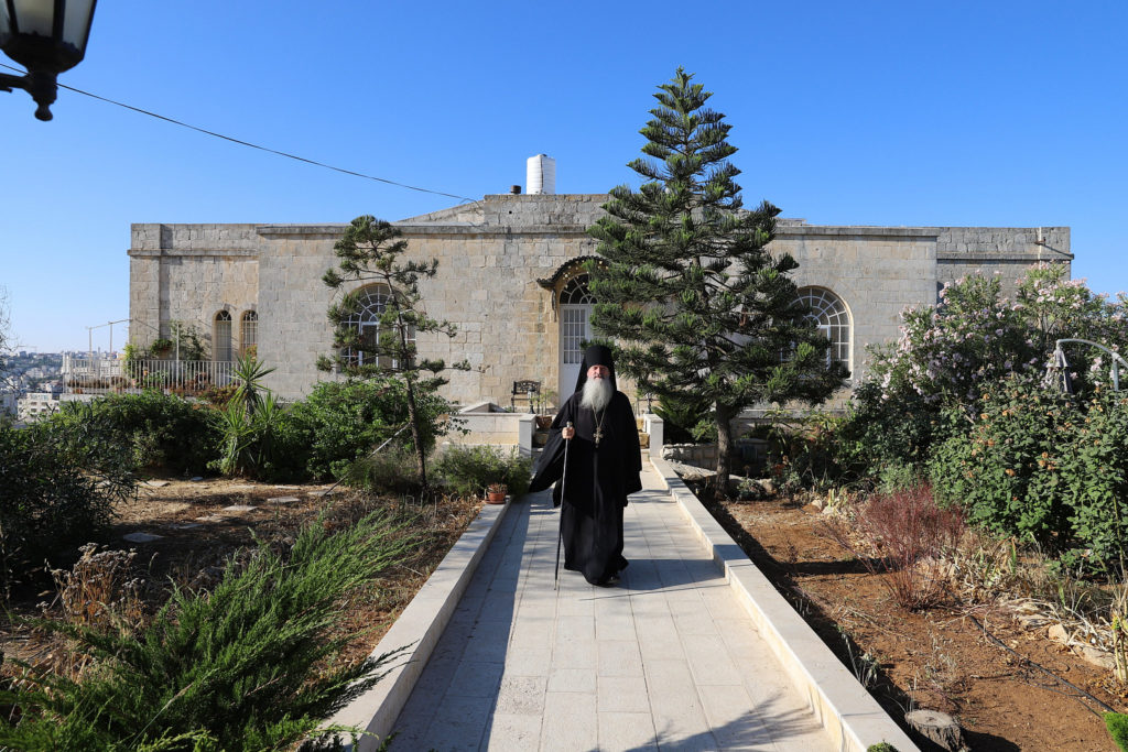 Праздник Святой Троицы молитвенно отметили на подворье Русской духовной миссии в Хевроне