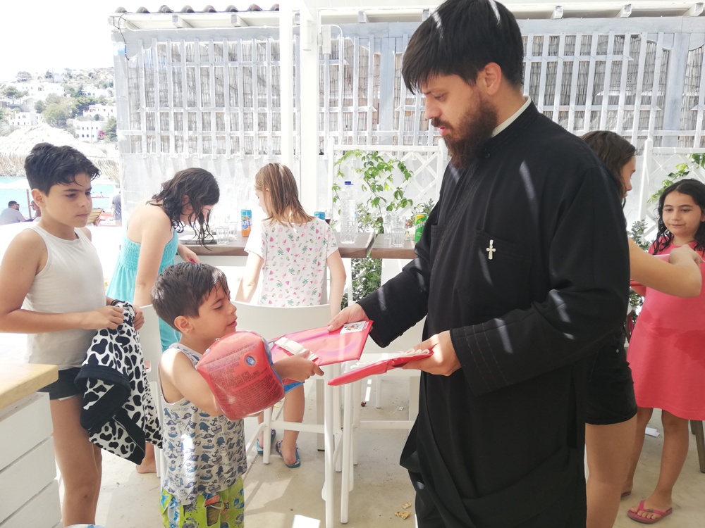 Ψυχαγωγικές δραστηριότητες του Κατηχητικού Σχολείου Ταξιαρχών Ερμουπόλεως