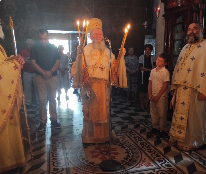 Χαλκίδος: Η Θεία Ευχαριστία ενώνει όλα τα υπόλοιπα ιερά Μυστήρια