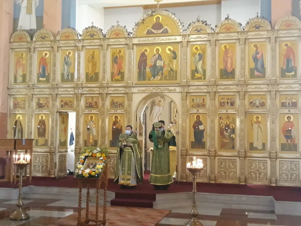 Престольный праздник Троицкого храма отметили в Пхеньяне