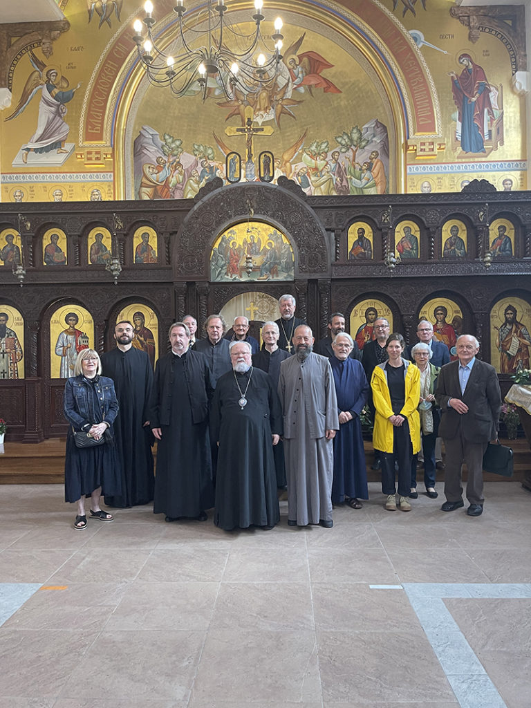 Седница Епархијског савета у Паризу