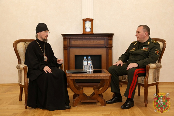 Патриарший экзарх всея Беларуси встретился с министром обороны Республики Беларусь