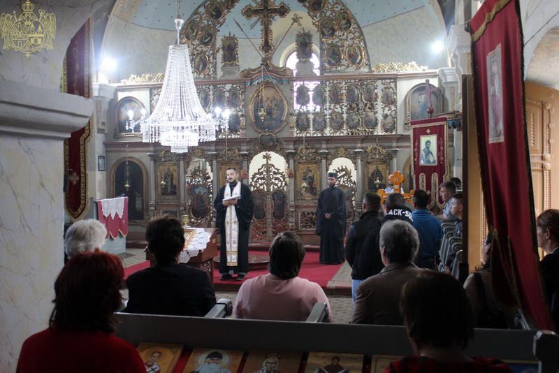 Уведен у дужност нови парох у Локу