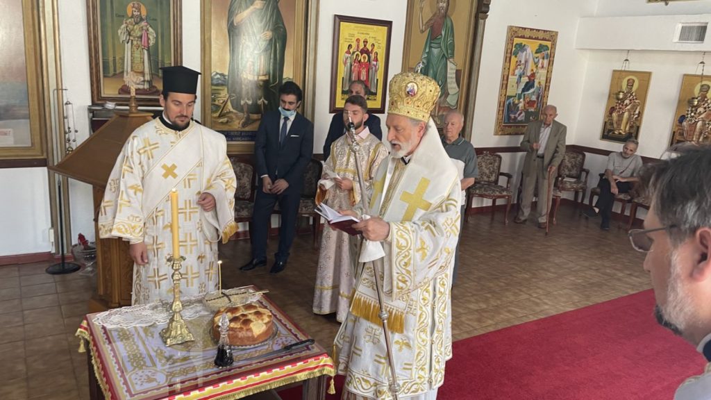 Bishop Irinej visits Holy Ascension Parish in Elizabeth