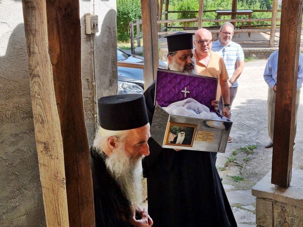 Ο μακαριστός Γέροντας Ευγένιος επέστρεψε στο Μοναστήρι του (ΦΩΤΟ)