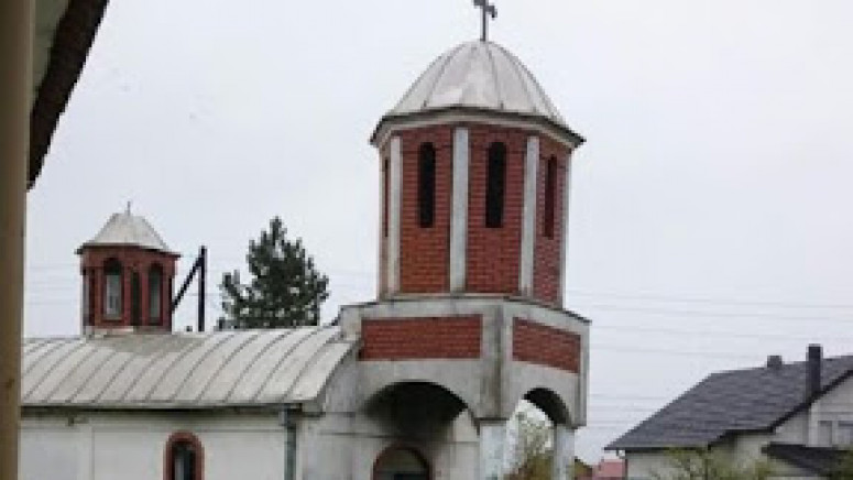 Вандали провалили у цркву у селу Талиновац код Урошевца и разбацали иконе