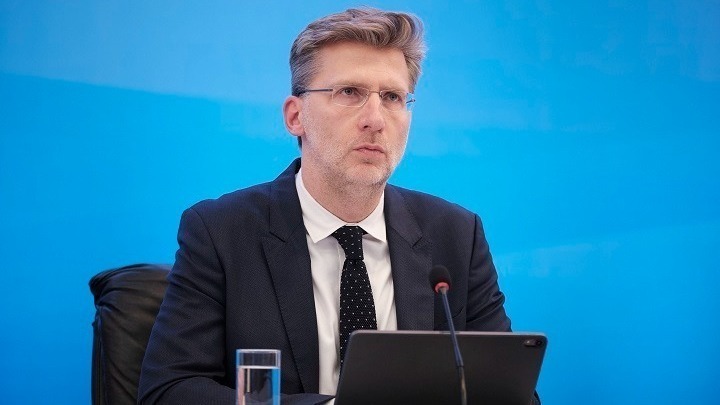 «Οι εμβολιασμένοι θα εξαιρεθούν από το self testing από τον Ιούλιο»