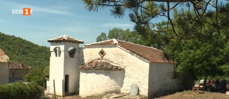 Село Пиперица отбеляза 150 години от изграждането на селския храм