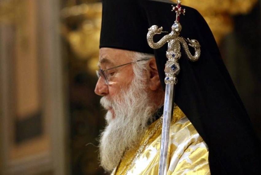 Διώκεται ύπουλα η πίστη στον Χριστό – Σφραγίστηκαν οι ναοί μας