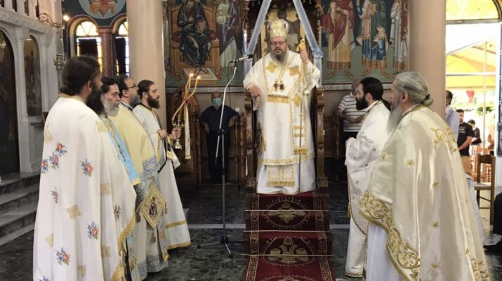 Στον Ιερό Ναό Αγίας Τριάδας Λαρίσης ο Μητροπολίτης Ιερώνυμος