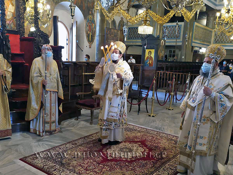 Αρχιερατικό συλλείτουργο στον Μητροπολιτικό Ναό Ιωαννίνων