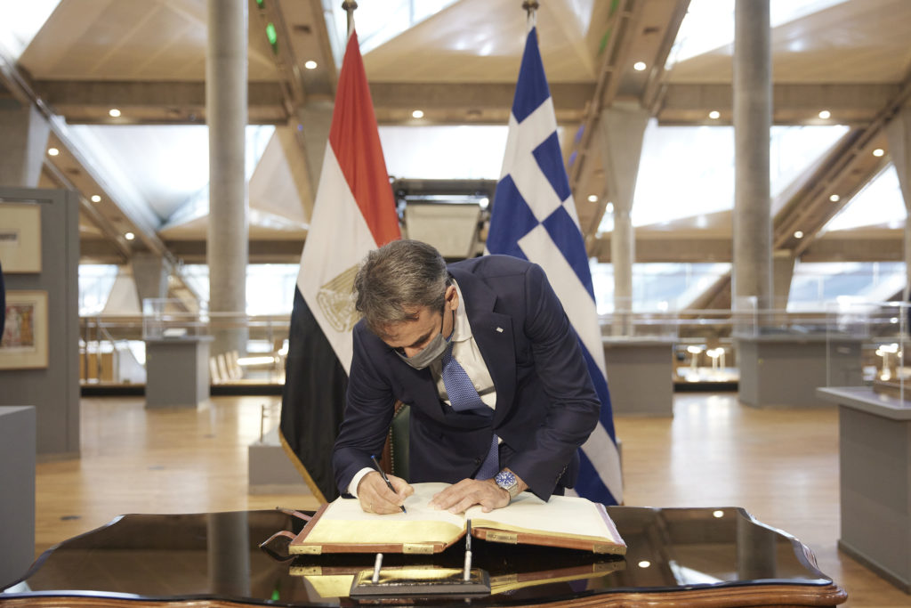 Η ομογένεια της Αλεξάνδρειας στο επίκεντρο της συζήτησης στο Ελληνικό Τετράγωνο του Shatby