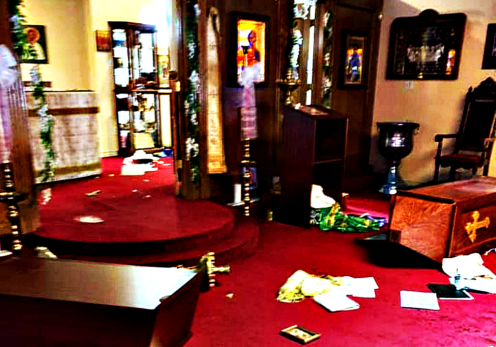 ΗΠΑ: Ιερόσυλοι βανδάλισαν Ελληνορθόδοξο ναό στο Τέξας