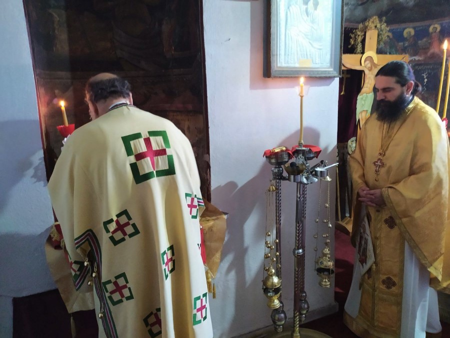 Ο Θεσσαλιώτιδος Τιμόθεος στον Άγιο Νικόλαο Πορτής