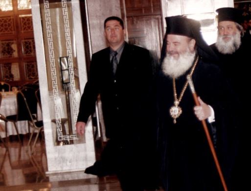 Μητροπολίτης Σύρου: Σπονδή στη μνήμη Δημήτρη Τσώλη