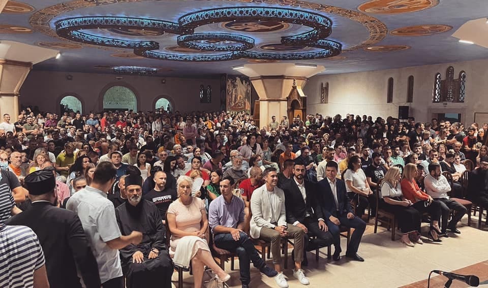 Η ταινία “Διαιρεμένη Γη” στο Ναό της Αναστάσεως στο Μαυροβούνιο