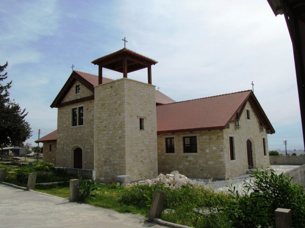 Λείψανα του Αγίου Εφραίμ Νέας Μάκρης στον Ιερό Ναό Παναγίας Γλυκιώτισσας