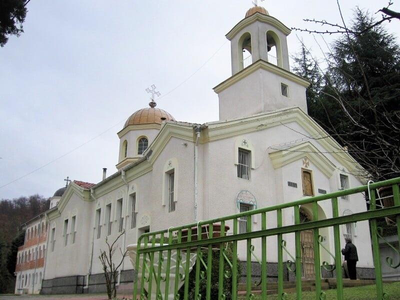 Община Петрич предоставя средства за ремонт на Неделно училище „Св. Архангел Михаил“