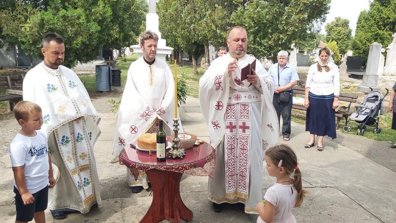 Слава параклиса Светог архангела Гаврила у Сенти