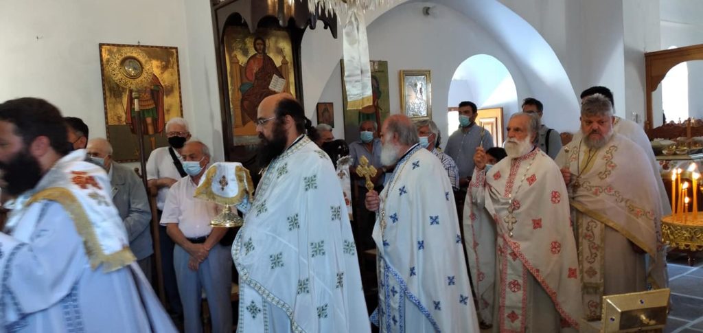 Ο Μητροπολίτης Παροναξίας στον Άγιο Προκόπιο Βουρβουριάς Νάξου