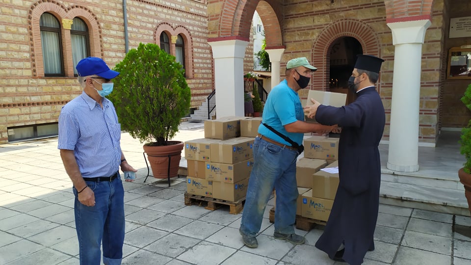 Διανομή τροφίμων σε ευάλωτες οικογένειες και πολυτέκνους