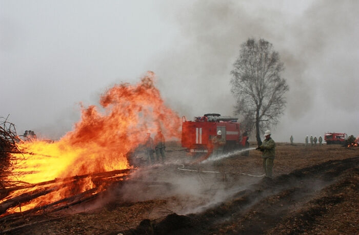 В ХРАМАХ ЧЕЛЯБИНСКОЙ ЕПАРХИИ ПРОХОДИТ СБОР ПОЖЕРТВОВАНИЙ В ПОМОЩЬ ПОСТРАДАВШИМ ОТ ПОЖАРОВ НА ЮГЕ ОБЛАСТИ