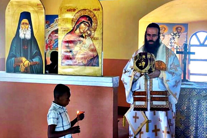 НА МАДАГАСКАРЕ ОСВЯЩЕНА ЦЕРКОВЬ СВ. ИОСИФА ИСИХАСТА МУЖСКОГО МОНАСТЫРЯ И СТРОИТСЯ ЖЕНСКИЙ МОНАСТЫРЬ