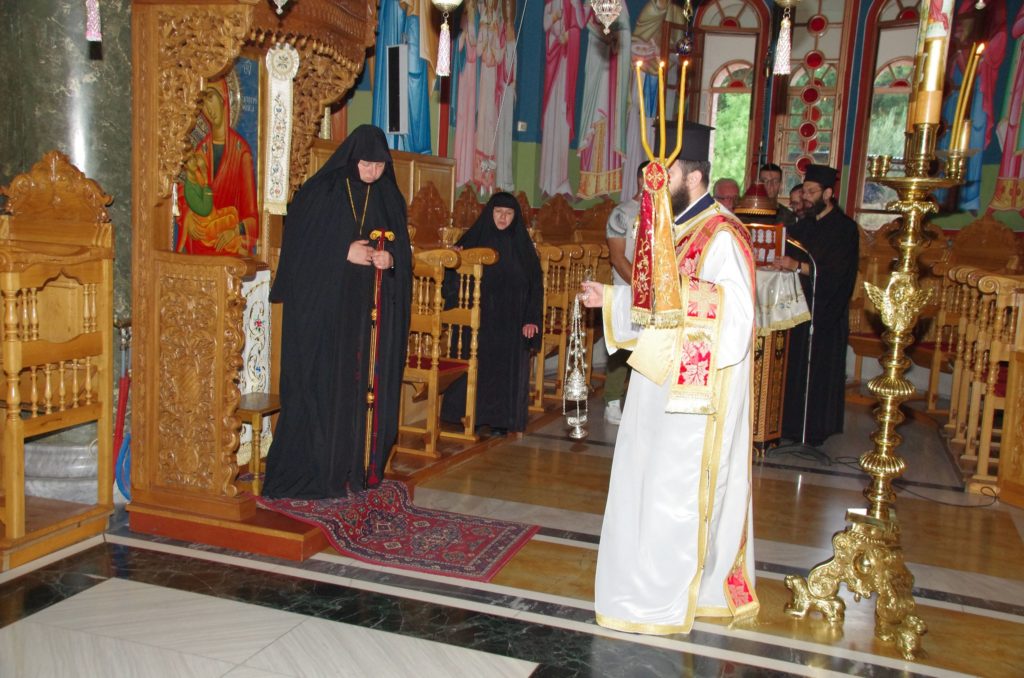 Ενθρόνιση Ηγουμένης στη Μονή Αγίου Παντελεήμονος Χρυσοκάστρου