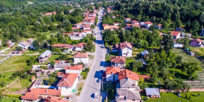 Затварят временно за движение част от пътя за Троянския манастир
