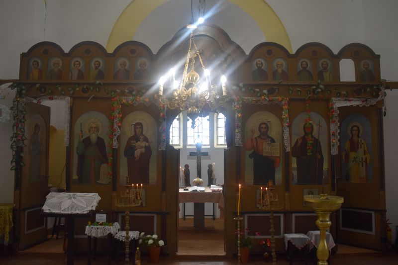 В квартал „Зла Река“, гр. Априлци посрещнаха храмовия празник свети пророк Илия в изцяло обновен храм