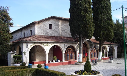 Παρέμβαση στα γραφεία της Μητρόπολης Ιωαννίνων από Αντιεξουσιαστές