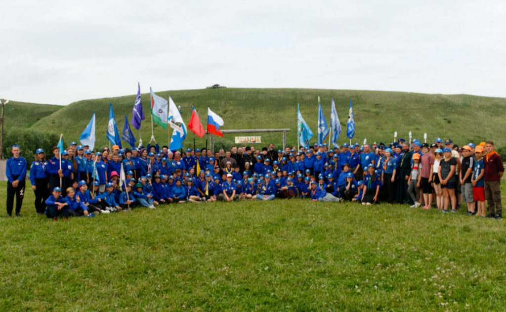 Председатель Синодального отдела по делам молодёжи епископ Истринский Серафим принял участие в скаутском слете Братства Православных Следопытов в Кемеровской области