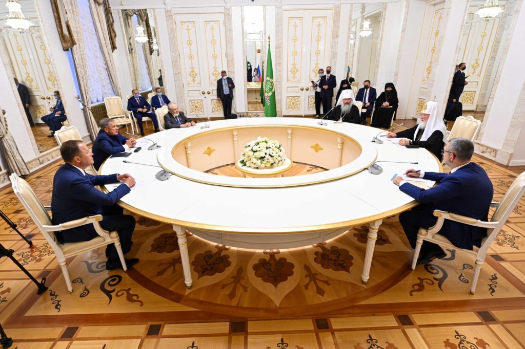 Состоялась встреча Святейшего Патриарха Кирилла с президентом Республики Татарстан Р.Н. Миннихановым