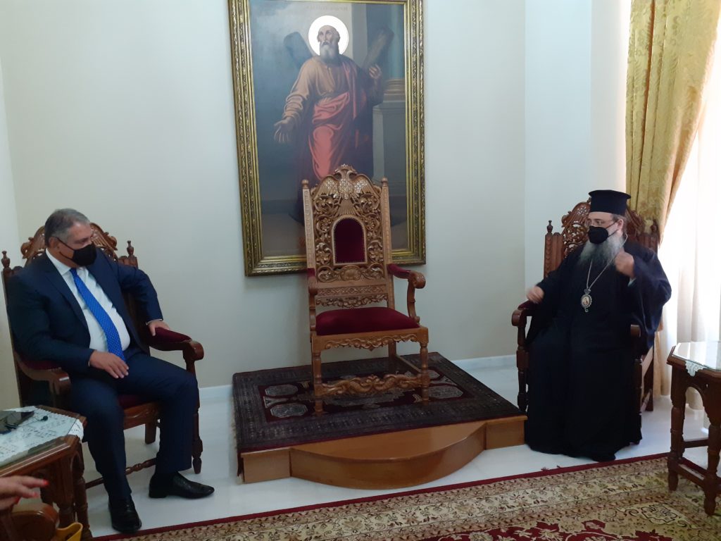 Πατρών Χρυσόστομος: “Η Εκκλησία συνεργάζεται με την επιστήμη”