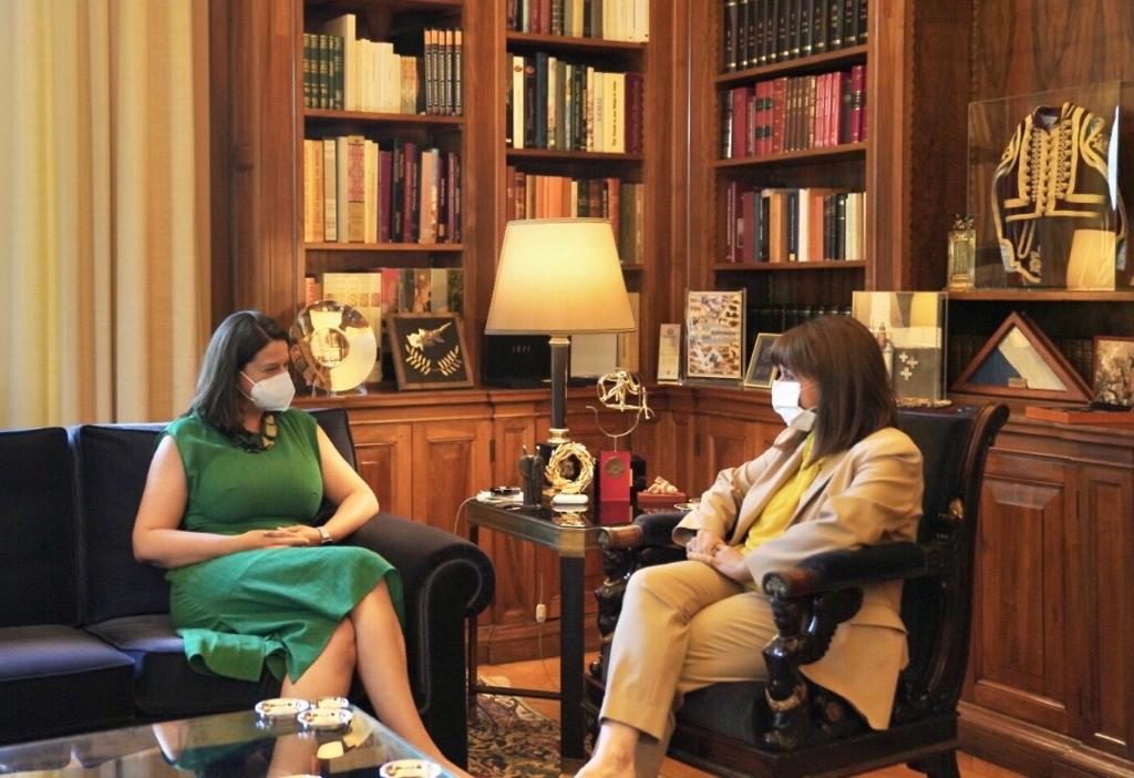 Στην Πρόεδρο της Δημοκρατίας η Υπουργός Παιδείας