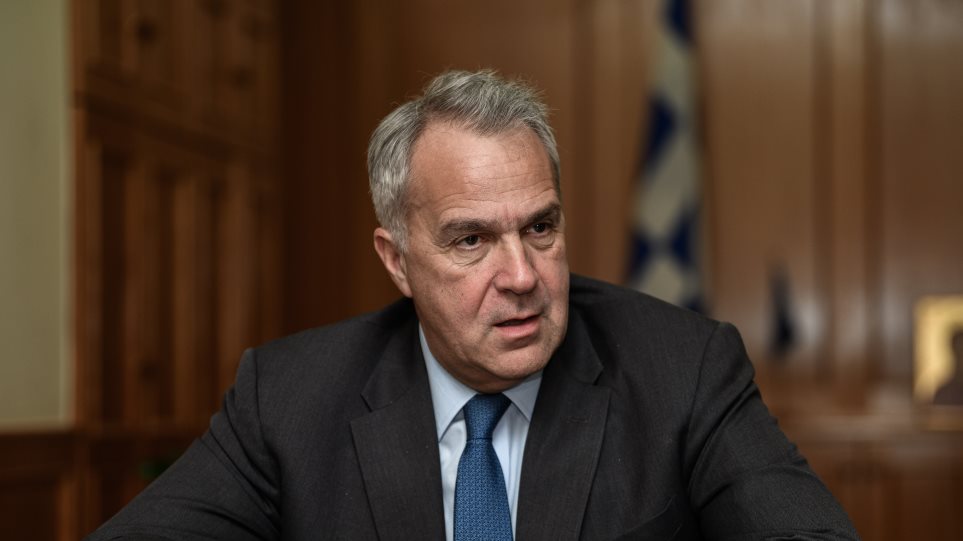 Βορίδης: Η Ιερά Σύνοδος να ενθαρρύνει τους εμβολιασμούς