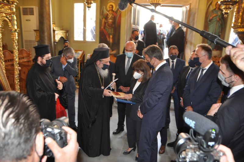 Ο Μητροπολίτης Δράμας ξενάγησε ΠτΔ και Πρωθυπουργό