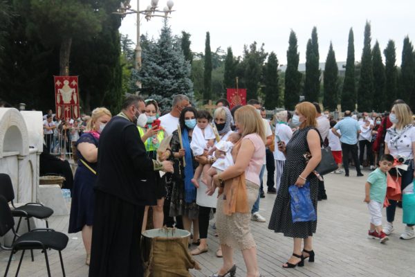 1200 деца бяха кръстени в Грузия