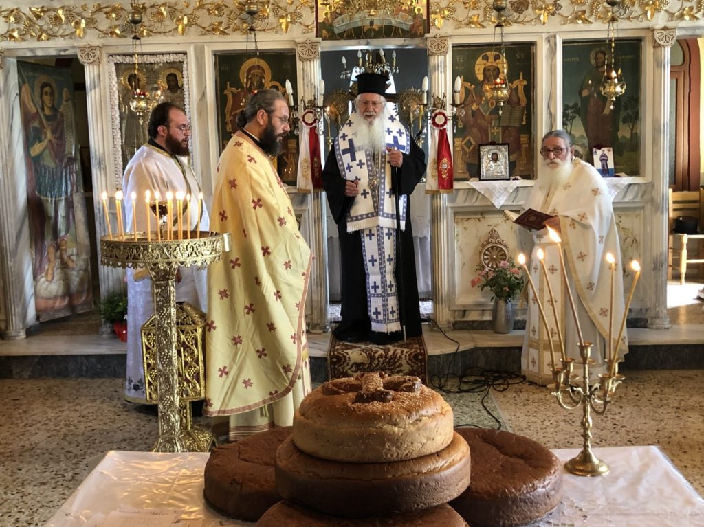 Θηβών: Οι Άγιοι Ανάργυροι να πρεσβεύουν για την υγεία μας